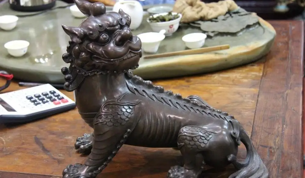 

Old Royal Palace Bronze Copper Feng Shui Evil Guardian unicorn Fu Foo Dog Lion