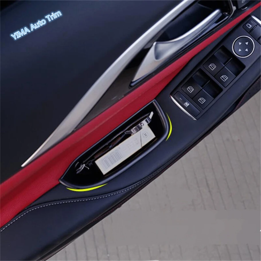 Lapetus Front Door Handle Armrests Storage Box Phone