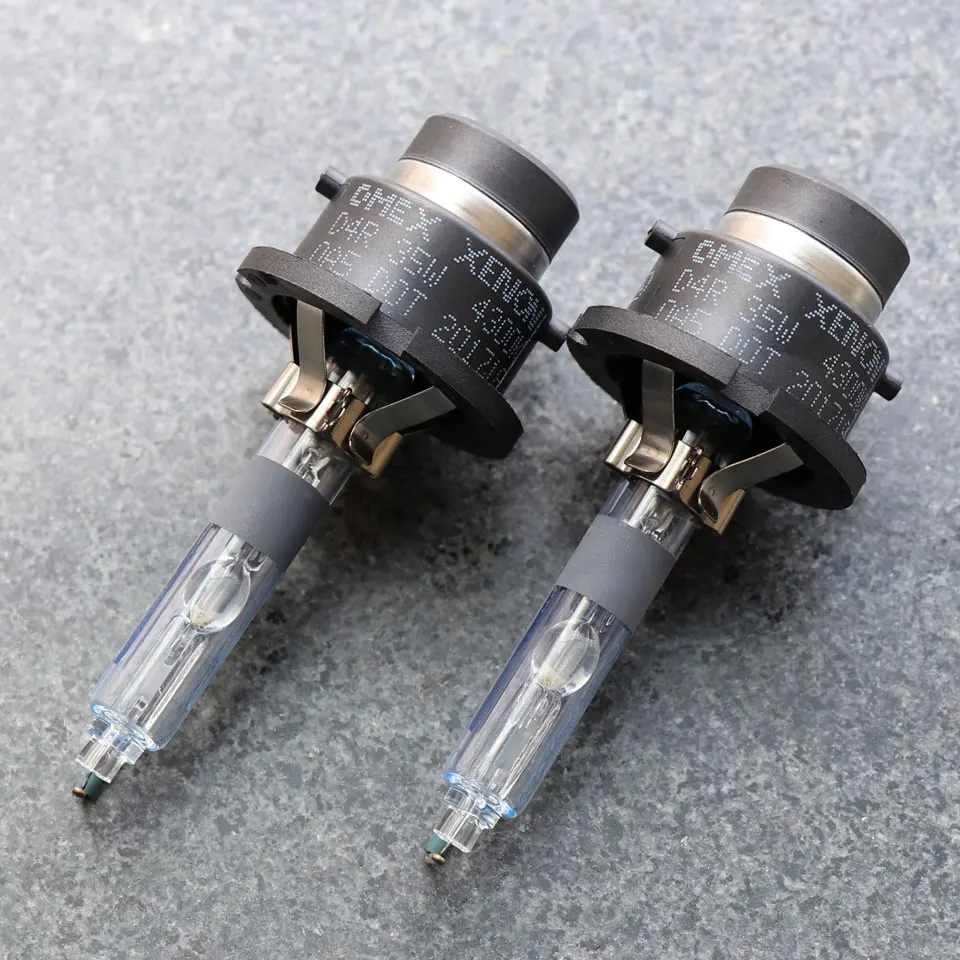 D4R-Xenon-Bulb-5