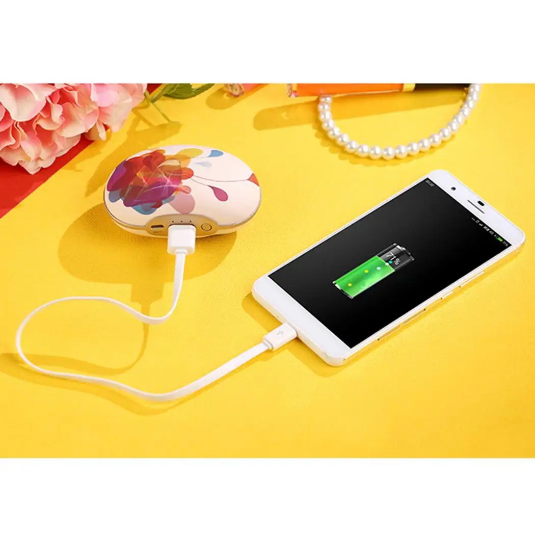 Hand Powerbank Cute Shape Light Output Power Bank Portable Charger External Battery 4000 mAh For Xiaomi MI iPhone X Note 8