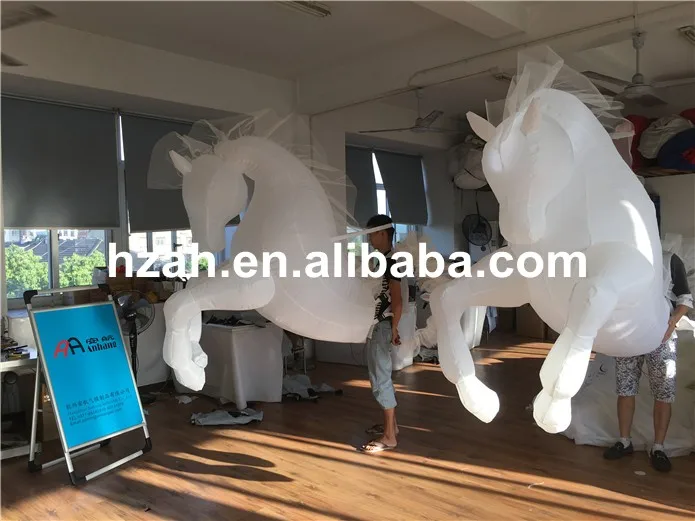 inflatable horse (8)