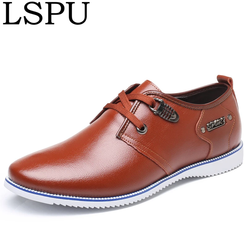 

2019 Spring Pointed Toe Men Casual Shoes Lace Up Breathable Casual Leather Shoes Korean Fashion Men Dress Shoes Plus Size 39-46