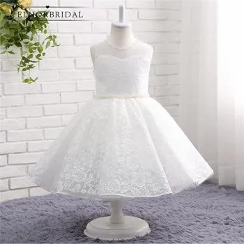 

Elegant Lace Flower Girls Dresses For Weddings 2020 Vestidos De Primera Comunion Sheer Cap Sleeve First Communion Dress