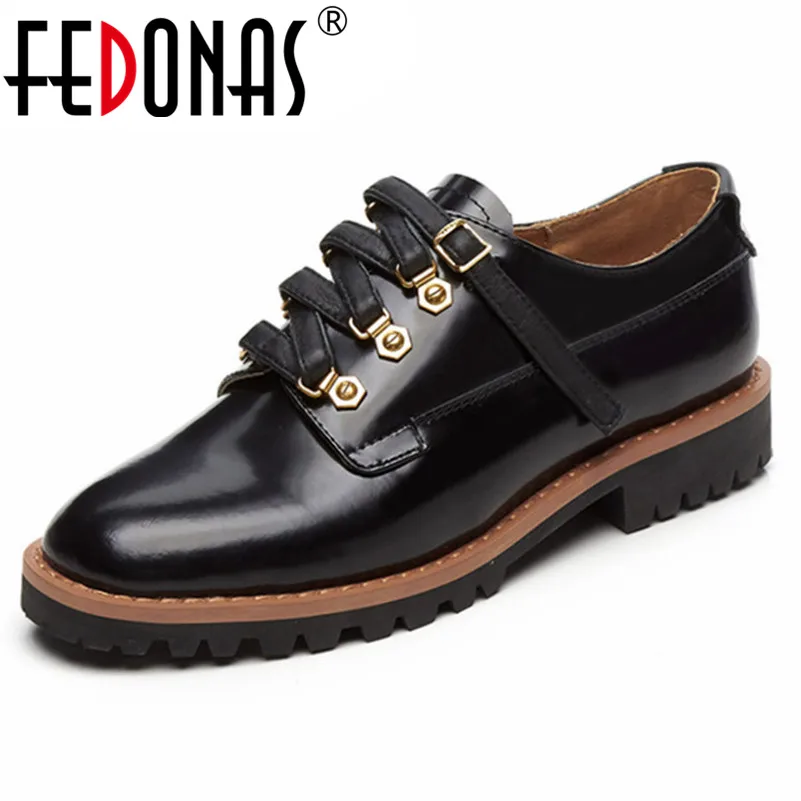 

FEDONAS Punk Women Pumps Rivets Wedding Party Shoes Woman Cow Leather Round Toe Casual Shoes Woman Thick Heels Pumps