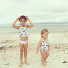 Одежда для маленьких девочек детский комплект бикини для маленьких девочек, топ с оборками и рисунком морской рыбы+ плавки, купальный костюм, купальный костюм, vestidos