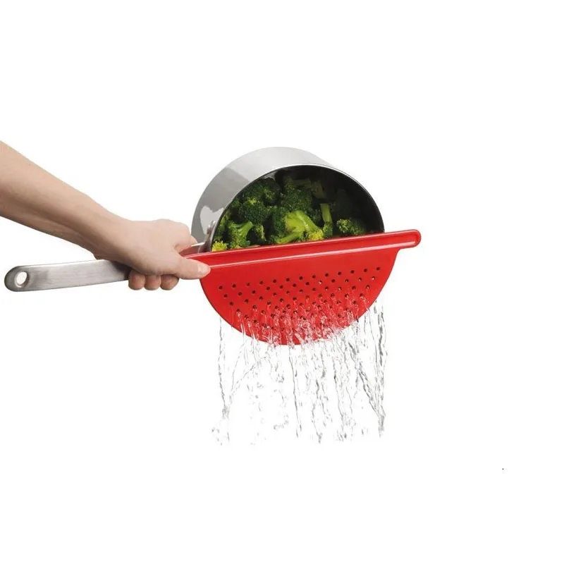 200pcs/lot Fun shape pot draine Pan Strainer Liquid Drainer Plastic