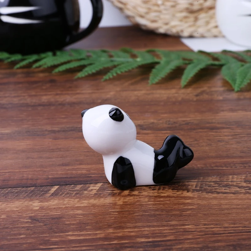 Lovely-Panda-Shape-Chopsticks-And-Forks-Holder-Stand-Ceramic-Home-Decoration-Home-Use-Decortive-Tableware (1)