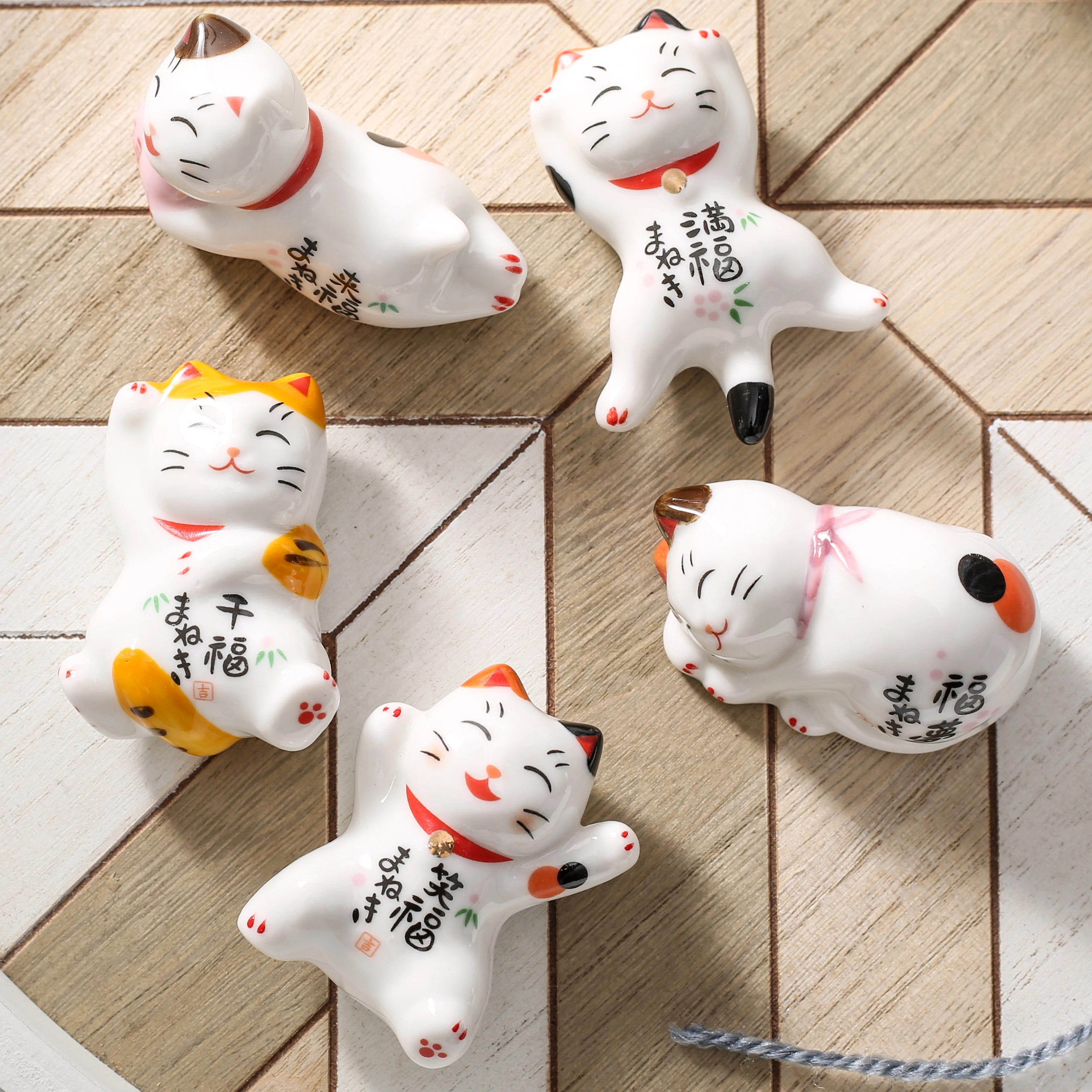 Mini Cute Ceramic Figurines Mascot Animal Cats Home Statue Figurine