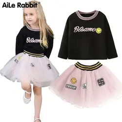 AiLe Rabbit/новый костюм для девочек Футболка со смайликом и юбка комплект из 2 предметов с наклейками и буквенным принтом детская одежда бутик k1