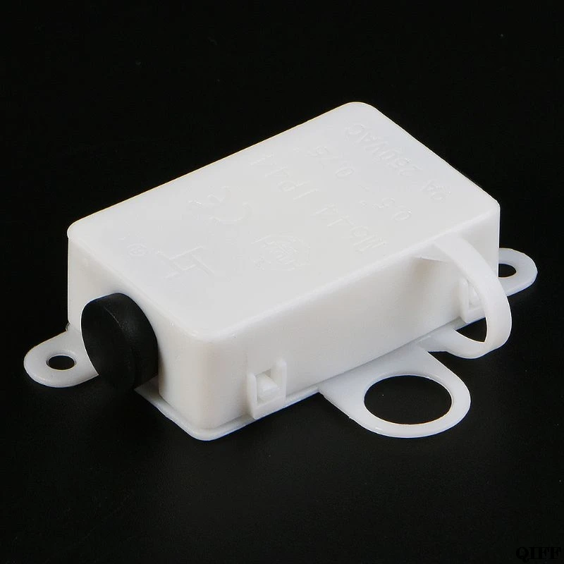 

9A 250V AC 3 Pin IP44 Waterproof Electrical Cable Wire Connector Junction Box Mar28