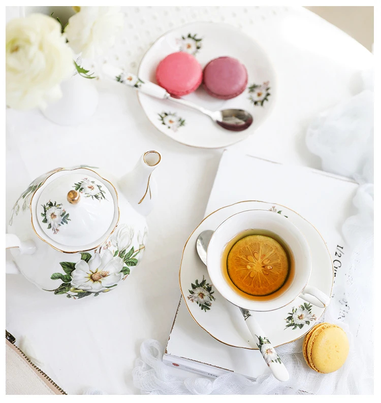 Роскошный набор кофейных чашек из костяного фарфора, набор чайных чашек в британском стиле, посуда для чая, вечерние чайники, романтическая посуда для питья
