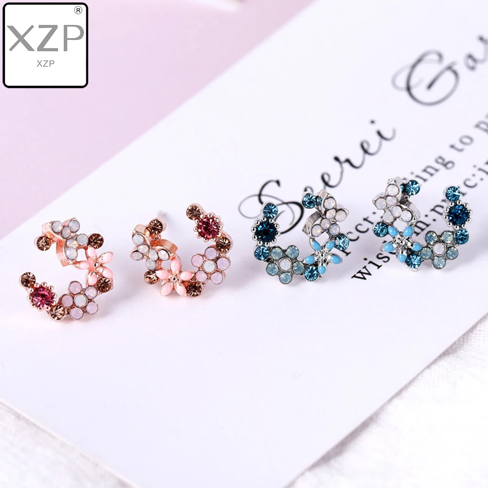 

XZP Korean Enamel Jewelry Sweet Bohemian Stud Earrings Leaf Flower Gold Silver Crystal Flower Earrings Women's Elegant Earrings