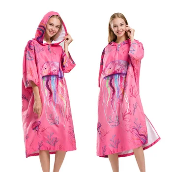 

Lovely Jellyfish Changing Robe Bath Towel Outdoor Adult Hooded Beach Towel Poncho Bathrobe Towels Women Man Bathrobe LST