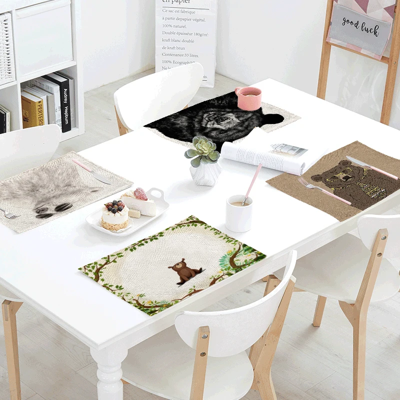 

Warm Cute Big Bear Meal Cloth Tablecloth Personality Happy Funny Naughty Animals Linen Home Decoration Accessories Table Napkins