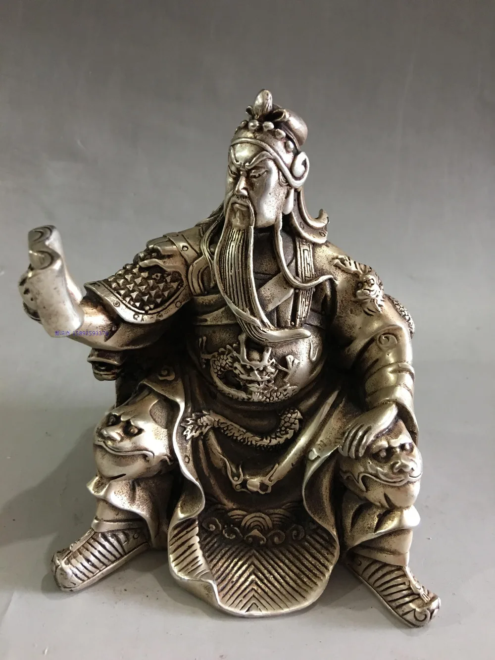 OLD COLLECTIBLE DECORATION TIBETAN SILVER CARVING GUAN GONG STATUE PENDANT