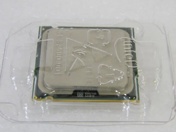 Рабочий процессор Intel Core 2 Quad Q9650 SLB8W 3,0 GHz 12MB 1333MHz Socket 775