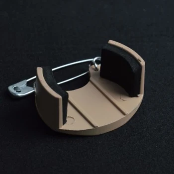 

Coin from empty hand gimmick coin metal holder coin dumper magic tricks magic props