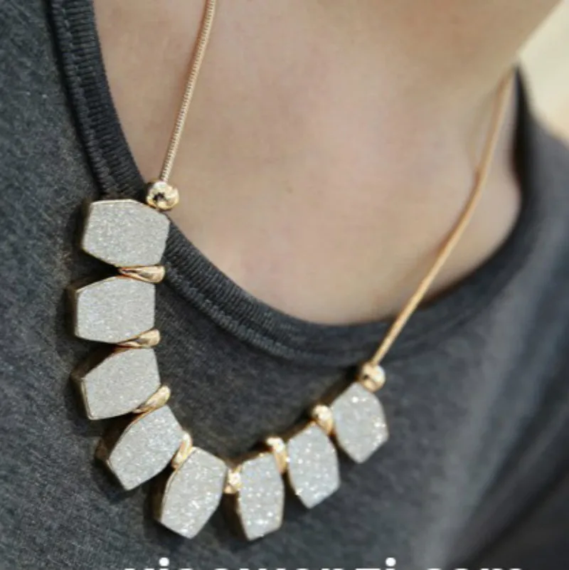 

2017 New Fashion Elegant Necklace Women,Unique Irregular Shape Matte Polish Pendant Necklaces,Long Neckless Women Neckless Men