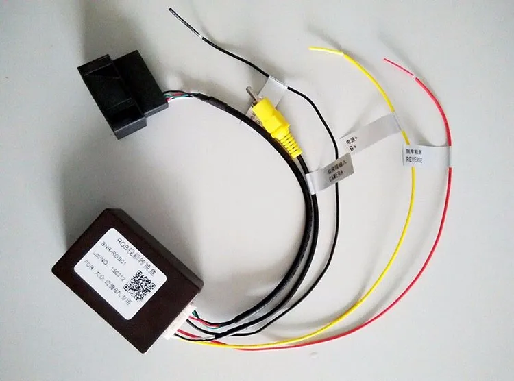 26Pin-RGB-to-AV-Emulator-CVBS-Converter-Adapter-For-VW-Factory-Original-Rear-Camera-to-Third (2)