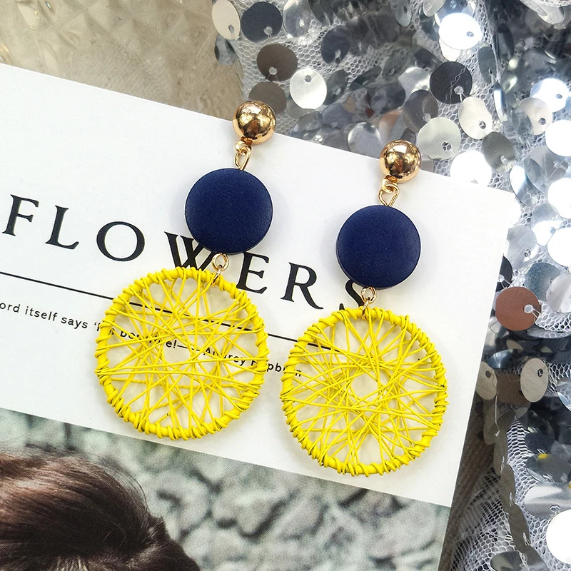 

Korean Wood Alloy Round Drop Earrings For Women Big Circle Long Dangle Earrings Female Statement Earring Fashion Jewelry