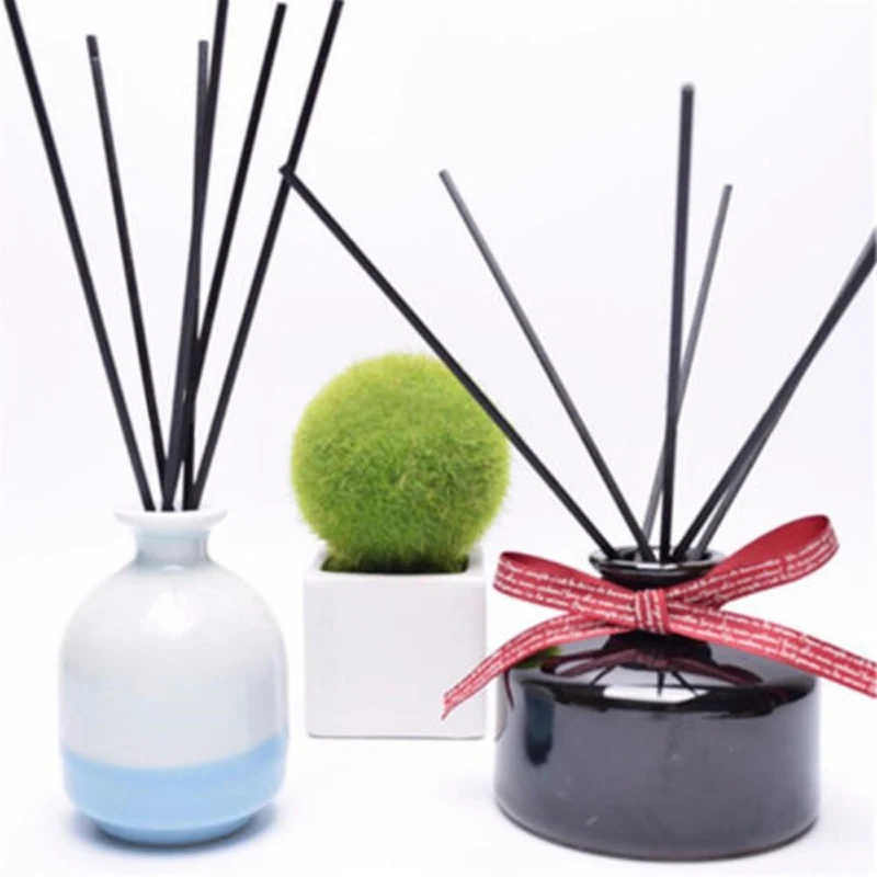 JX-LCLYL 50Pcs Black Fragrance Oil Diffuser Rattan Reed Replacement Stick Home Decor Set