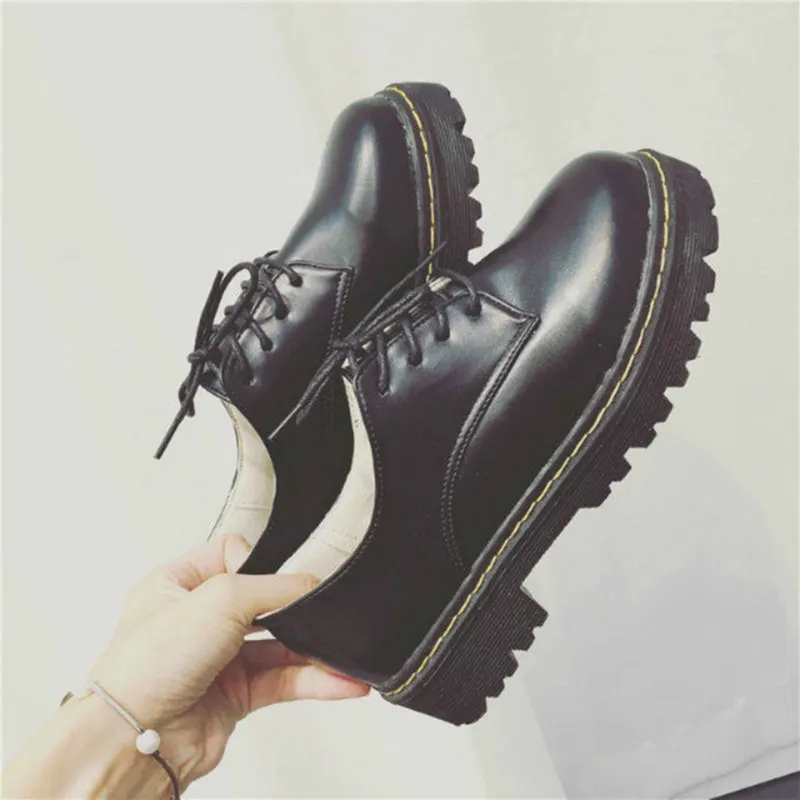 Prix Angleterre Style Femmes Richelieus de Mode Automne Chaussures Femme Bout Rond Appartements Plate Forme Casual Vintage Chaussures punk noir calzado mujer