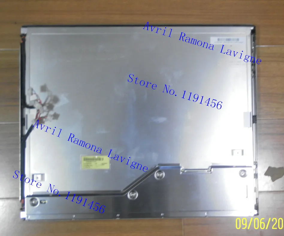

19-дюймовый FLC48SXC8V FLC48SXC8V-12F