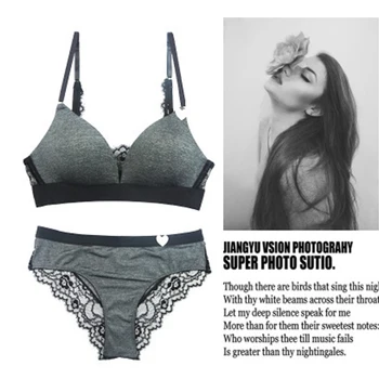 

2019 spring and summer new deep V beauty back sexy gather no steel thin cup lady Europe and the United States bra set underwear