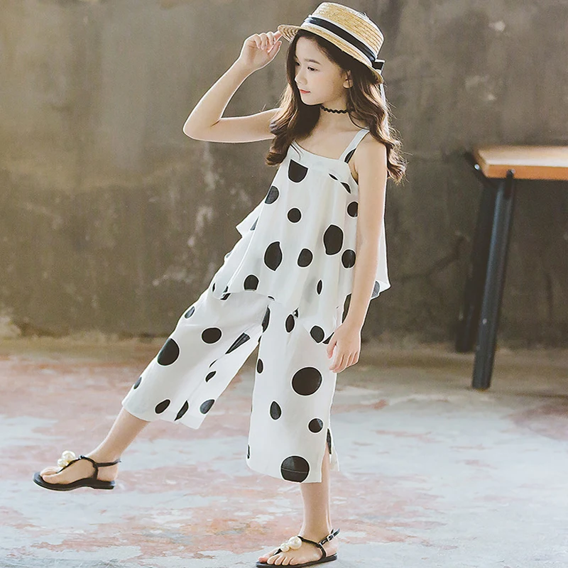Baby gir's clothes (2)