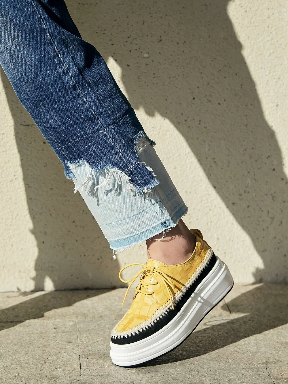 032A8064