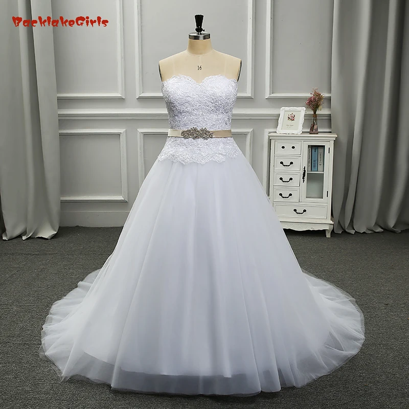 

New arrival Hot Vintage Style Strapless Flower Back Lace up A-line with appliques and Saches Wedding Dresses Custom Made