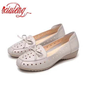 

Xiuteng 2020 New Shallow Mouth Candy Color Flat Sandals Leather Casual Hole Shoes Female Bow Women's Shoes