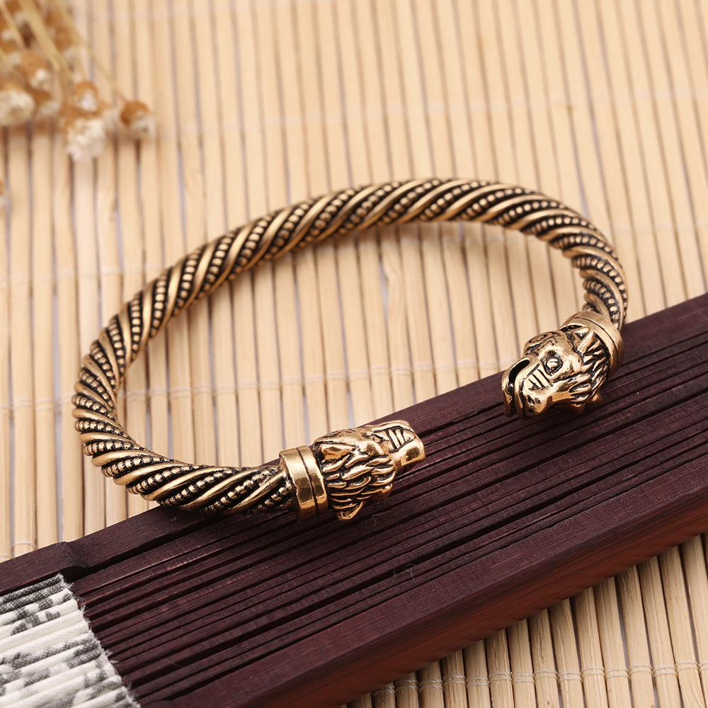 7J7A6794