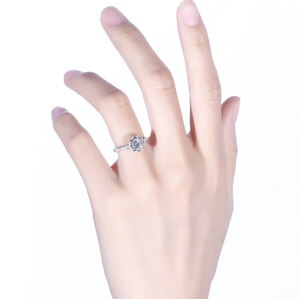 Octagon-moissanite-engagement-ring (5)