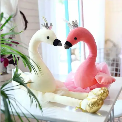 

WYZHY Creative couple swan plush toy sofa bedroom decoration to send friends and children gifts 50CM