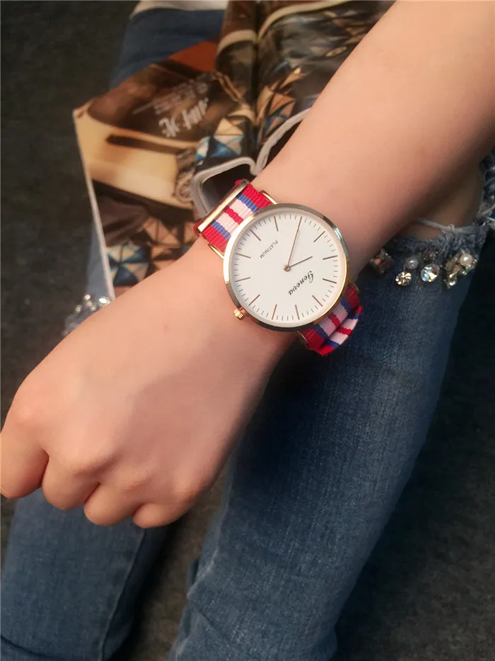 classic-brand-relogio-feminino-Ladies-casual-Quartz-watch-men-women-Nylon-strap-Dress-watches-Fashion-women (3)
