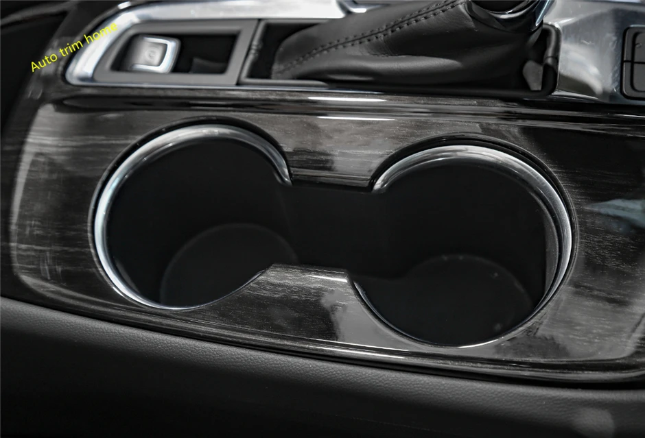 Lapetus Middle Stalls Gearshift Box Frame & Water Cup Holder Molding