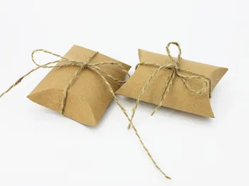 

Fashion Hot Cute Kraft Paper Pillow Candy Box Wedding Party Favor Gift Boxes with String W8284