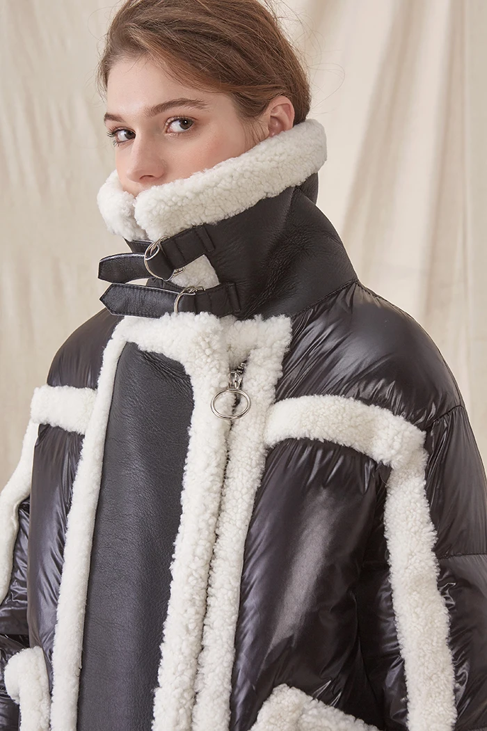 Новинка, пальто с натуральным мехом, зимнее пальто для женщин, серебряная натуральная кожа, овчина, двусторонняя Меховая куртка, белый утиный пух, мотоциклетная куртка