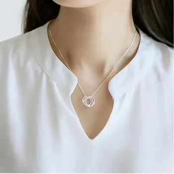 

Anenjery Silver Color Necklace Pendants for Women Box Chain Choker Collar Three Circle Necklace collares S-N192