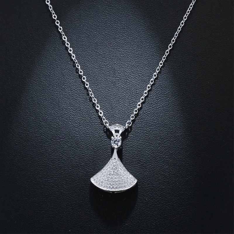 

Fan Shape Korea Short Wild Fresh 925 Sterling Silver Clavicle Chain Temperament Trendy Female Necklace SNE187