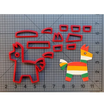 

Cute Character Pinata Cookie Cutter Custom Made 3D Printed Fondant Cupcake Top Cutter Cookie Cutter set baking Mould Cake Molds