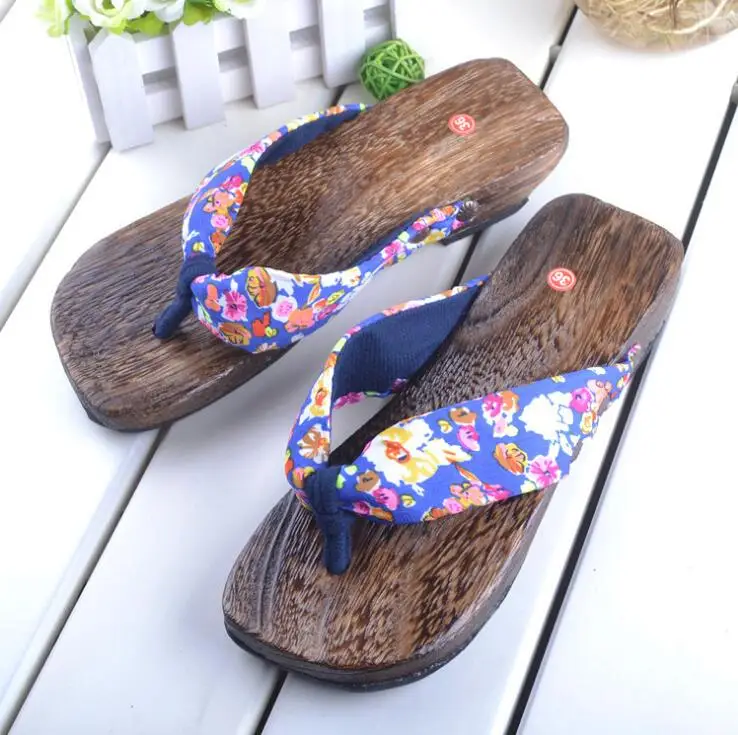 

A02 Hottest! 2019 Summer Floral Decoration Flat Heel Shoes Soft Casual Slippers For Women Hot Selling Factory Dropshipping