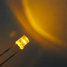 100 шт. 3 мм Ультра яркий светодиодный, лампы, flat Top желтый для 100 бесплатных резисторы 3 мм светло-светодиод 3 мм Большой/широкоугольный красный светодиод