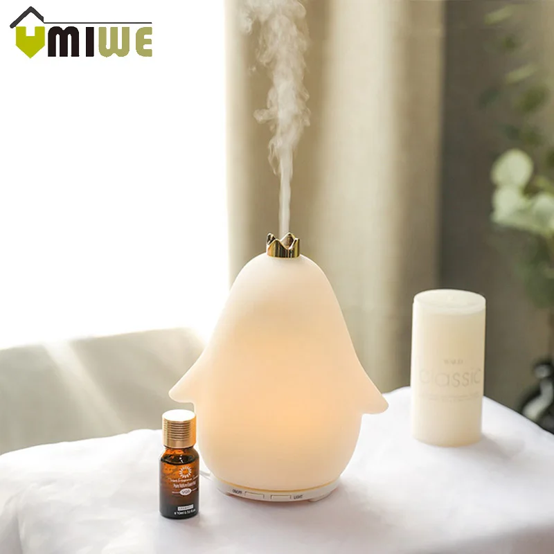 

Cute Penguin Shape USB Ultrasonic Aroma Humidifier Essential Oil Diffuser with Warm Lights Air Diffuser Humidifier for Home Room