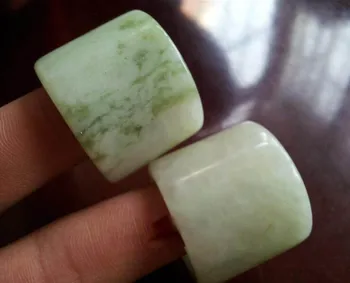 

A genuine natural jade Xiuyan Jade BanZhi Jade Ring Mens Northeast wholesale