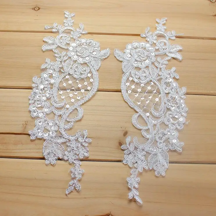 

4Pairs Handmade lace trims car bone and silver thread clothing accessories DIY wedding dress shoes dress material A773