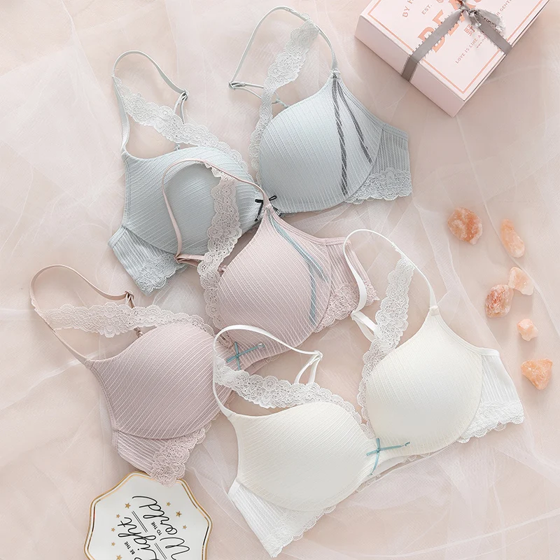

2018 New Women Fashion Sexy Lingerie green Lace Adjustable small cup Bralette Panties Push Up young girls Underwear Bra Sets
