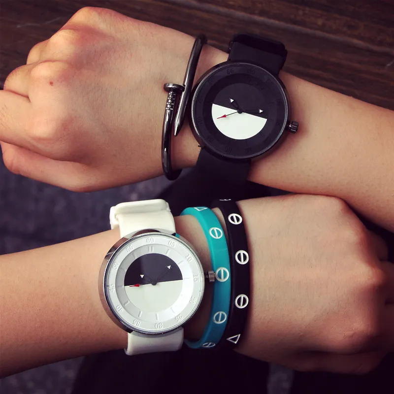 

Black White Simple Style Lovers Watches 2017 New Arrival Women Men Fashion Creative Retro Quartz Wristwatches Gifts Horloge dame