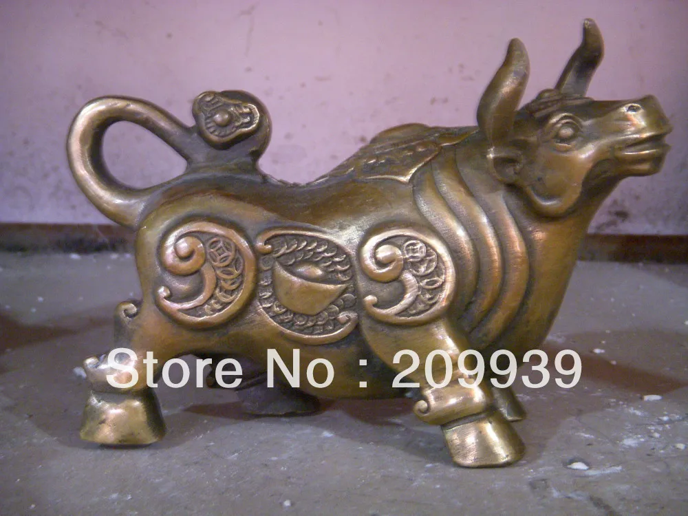 

009334 Chinese lucky bull bronze statue (A0321)